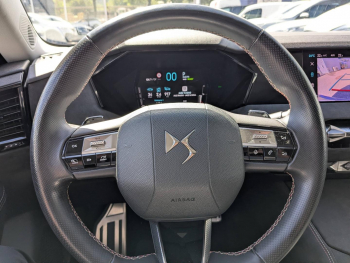 Photo 16 du bon plan DS DS 4 E-TENSE 225ch Performance Line + occasion à 23812 €