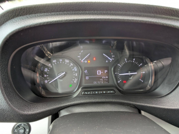 Photo 18 du bon plan PEUGEOT Expert Fg VUL Standard 2.0 BlueHDi 180ch S&S Cabine Approfondie Fixe Pack Sport EAT8 sans TVA occasion à 27853 €