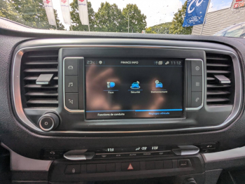 Photo 23 du bon plan PEUGEOT Expert Fg VUL Standard 2.0 BlueHDi 180ch S&S Cabine Approfondie Fixe Pack Sport EAT8 sans TVA occasion à 27853 €