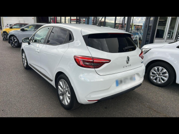 Photo 7 du bon plan RENAULT Clio 1.6 E-Tech hybride 145ch Evolution occasion à 16490 €