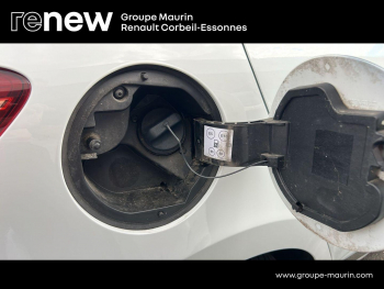 Photo 10 du bon plan RENAULT Clio 1.6 E-Tech hybride 145ch Evolution occasion à 16490 €