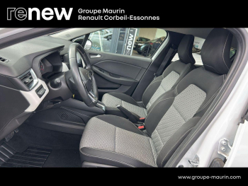 Photo 14 du bon plan RENAULT Clio 1.6 E-Tech hybride 145ch Evolution occasion à 16490 €