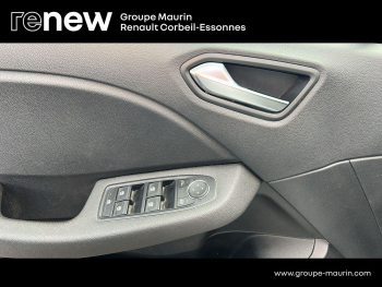 Photo 15 du bon plan RENAULT Clio 1.6 E-Tech hybride 145ch Evolution occasion à 16490 €