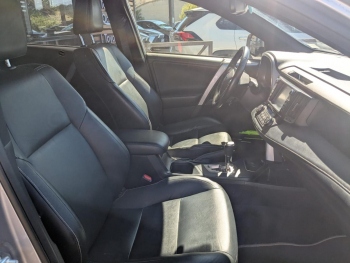 Photo 19 du bon plan TOYOTA RAV4 197 Hybride Collection 2WD CVT occasion à 22490 €
