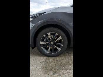 Photo 8 du bon plan TOYOTA C-HR 2.0 Hybride Rechargeable 225ch Graphic MY26 occasion à 37600 €