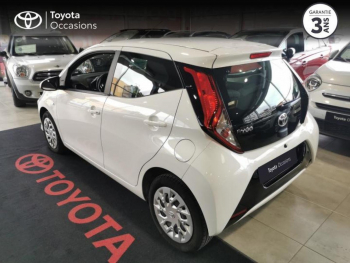 Photo 2 du bon plan TOYOTA Aygo 1.0 VVT-i 72ch x-play 5p MY21 occasion à 11990 €