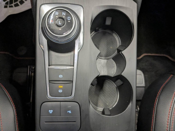 Photo 18 du bon plan FORD Kuga 2.5 Duratec 190ch FHEV E85 ST-Line X BVA occasion à 26989 €