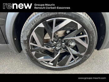 Photo 9 du bon plan RENAULT Captur 1.6 E-Tech full hybrid 145ch esprit Alpine occasion à 24980 €