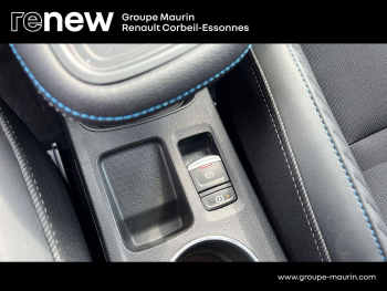 Photo 27 du bon plan RENAULT Captur 1.6 E-Tech full hybrid 145ch esprit Alpine occasion à 24980 €