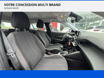 Photo 11 du bon plan PEUGEOT 2008 1.2 PureTech 100ch S&S Active Pack occasion à 12990 €
