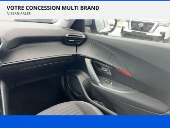 Photo 20 du bon plan PEUGEOT 2008 1.2 PureTech 100ch S&S Active Pack occasion à 12990 €
