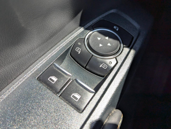 Photo 15 du bon plan FORD Ranger VUL 2.0 EcoBlue 205ch Stop&Start Super Cab Wildtrak e-4WD BVA10 occasion à 52852 €