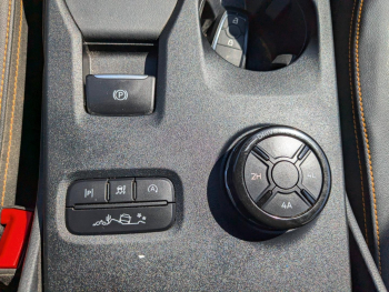Photo 23 du bon plan FORD Ranger VUL 2.0 EcoBlue 205ch Stop&Start Super Cab Wildtrak e-4WD BVA10 occasion à 52852 €