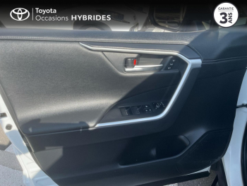 Photo 22 du bon plan TOYOTA RAV4 2.5 Hybride 218ch Lounge 2WD MY24 occasion à 39990 €