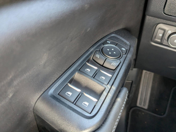 Photo 19 du bon plan FORD Ranger VUL 3.0 EcoBlue V6 240ch Stop&Start Double Cabine MS-RT e-4WD BVA10 PAS DE MALUS occasion à 72832 €