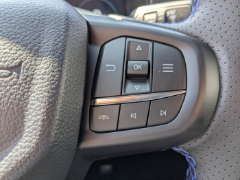 Photo 23 du bon plan FORD Ranger VUL 3.0 EcoBlue V6 240ch Stop&Start Double Cabine MS-RT e-4WD BVA10 PAS DE MALUS occasion à 72832 €