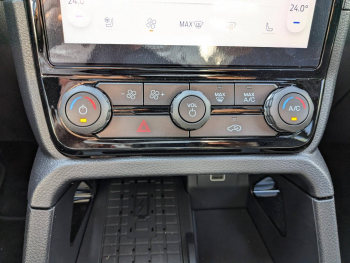 Photo 27 du bon plan FORD Ranger VUL 3.0 EcoBlue V6 240ch Stop&Start Double Cabine MS-RT e-4WD BVA10 PAS DE MALUS occasion à 72832 €