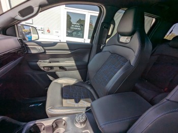 Photo 32 du bon plan FORD Ranger VUL 3.0 EcoBlue V6 240ch Stop&Start Double Cabine MS-RT e-4WD BVA10 PAS DE MALUS occasion à 72832 €