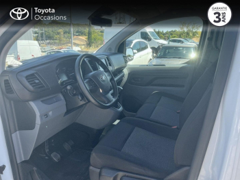 Photo 8 du bon plan TOYOTA ProAce VUL Medium 2.0 D-4D 140 Business MC22 occasion à 21990 €