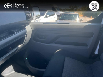 Photo 23 du bon plan TOYOTA ProAce VUL Medium 2.0 D-4D 140 Business MC22 occasion à 21990 €