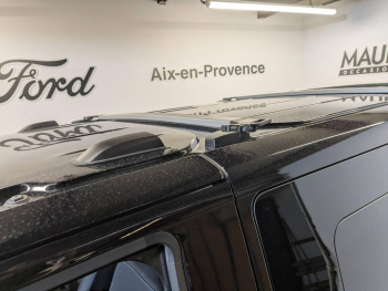 Photo 8 du bon plan FORD Transit Custom Fg VUL 320 L1H1 2.5 Duratec 232ch Hybride recheargeable Cabine Approfondie Sport CVT occasion à 43989 €