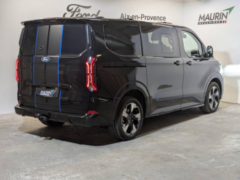 Photo 28 du bon plan FORD Transit Custom Fg VUL 320 L1H1 2.5 Duratec 232ch Hybride recheargeable Cabine Approfondie Sport CVT occasion à 43989 €