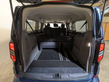 Photo 25 du bon plan FORD Tourneo Custom 320 L2H1 2.0 EcoBlue 150ch Titanium occasion à 55990 €