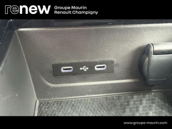 Photo 34 du bon plan RENAULT Espace 1.2 E-Tech full hybrid 200ch Iconic 7 places - 25 occasion à 49300 €