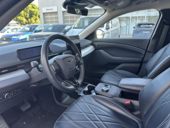 Photo 12 du bon plan FORD Mustang Mach-E 269ch Standard Range 76kWh Mach-E Propulsion occasion à 33500 €