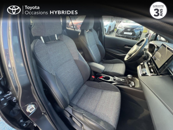 Photo 6 du bon plan TOYOTA Corolla Touring Spt 1.8 140ch Design MY25 occasion à 27990 €