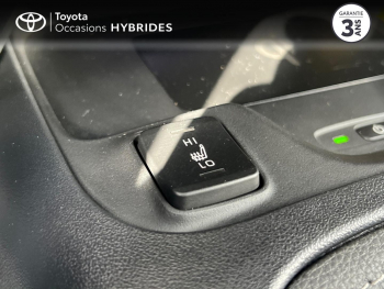 Photo 18 du bon plan TOYOTA Corolla Touring Spt 1.8 140ch Design MY25 occasion à 27990 €