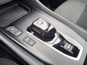 Photo 6 du bon plan NISSAN Qashqai e-POWER 190ch N-Connecta occasion à 27790 €