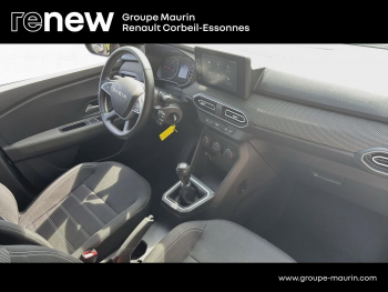 Photo 18 du bon plan DACIA Jogger 1.0 TCe 110ch Expression 7 places -24 occasion à 19180 €