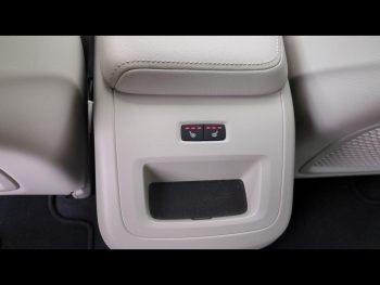 Photo 20 du bon plan VOLVO XC60 T6 Hybride Rechargeable 350ch Ultra Style Chrome Geartronic 8 AWD occasion à 54990 €