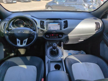 Photo 18 du bon plan KIA Sportage 1.7 CRDi 115ch ISG Style 4X2 occasion à 7980 €