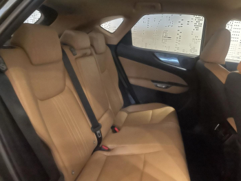 Photo 14 du bon plan LEXUS NX 450h+ Luxe 4WD MY25 occasion à 49990 €