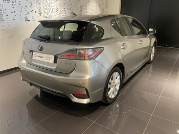 Photo 4 du bon plan LEXUS CT 200h Pack Business occasion à 15990 €