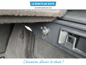 Photo 15 du bon plan JAGUAR F-Pace 2.0D 180ch Prestige AWD BVA8 occasion à 14890 €