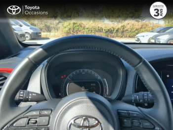 Photo 13 du bon plan TOYOTA Aygo X 1.0 VVT-i 72ch Design MY24 occasion à 15900 €