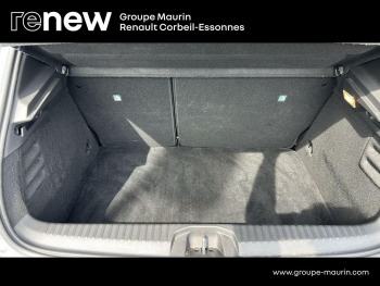 Photo 10 du bon plan RENAULT Clio 1.6 E-Tech 145ch full hybrid Techno occasion à 18970 €