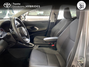 Photo 6 du bon plan TOYOTA Yaris 116h Dynamic Business 5p + Programme Beyond Zero Academy MY22 occasion à 16990 €