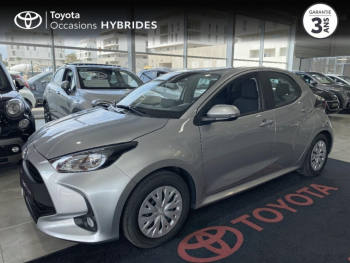 Photo 15 du bon plan TOYOTA Yaris 116h Dynamic Business 5p + Programme Beyond Zero Academy MY22 occasion à 16990 €