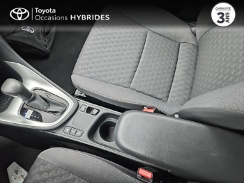 Photo 16 du bon plan TOYOTA Yaris 116h Dynamic Business 5p + Programme Beyond Zero Academy MY22 occasion à 16990 €