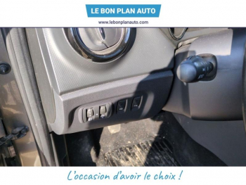 Photo 16 du bon plan RENAULT Captur 0.9 TCe 90ch Stop&Start energy Zen Euro6 occasion à 7799 €