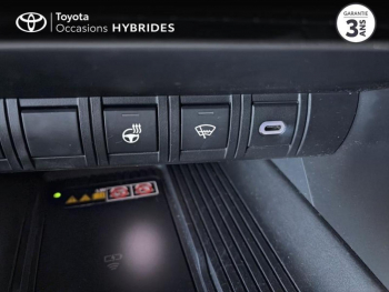 Photo 14 du bon plan TOYOTA C-HR 2.0 Hybride 200ch Design Pack Confort occasion à 28890 €