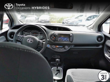Photo 13 du bon plan TOYOTA Yaris 100h France Business 5p MY19 occasion à 15990 €