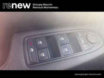 Photo 22 du bon plan RENAULT Clio 1.0 TCe 100ch Evolution GPL occasion à 15190 €