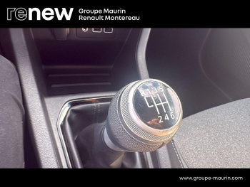 Photo 31 du bon plan RENAULT Clio 1.0 TCe 100ch Evolution GPL occasion à 15190 €