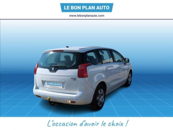 Photo 5 du bon plan PEUGEOT 5008 1.6 e-HDi 115ch FAP Allure ETG6 occasion à 6600 €
