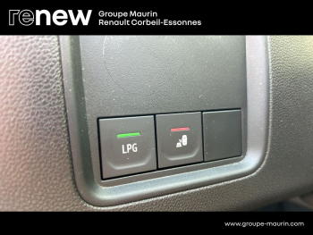 Photo 18 du bon plan DACIA Duster 1.0 ECO-G 100ch  Journey 4x2 occasion à 19390 €